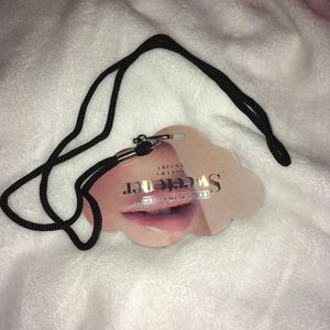 Ariana Grande Sweetener Pass